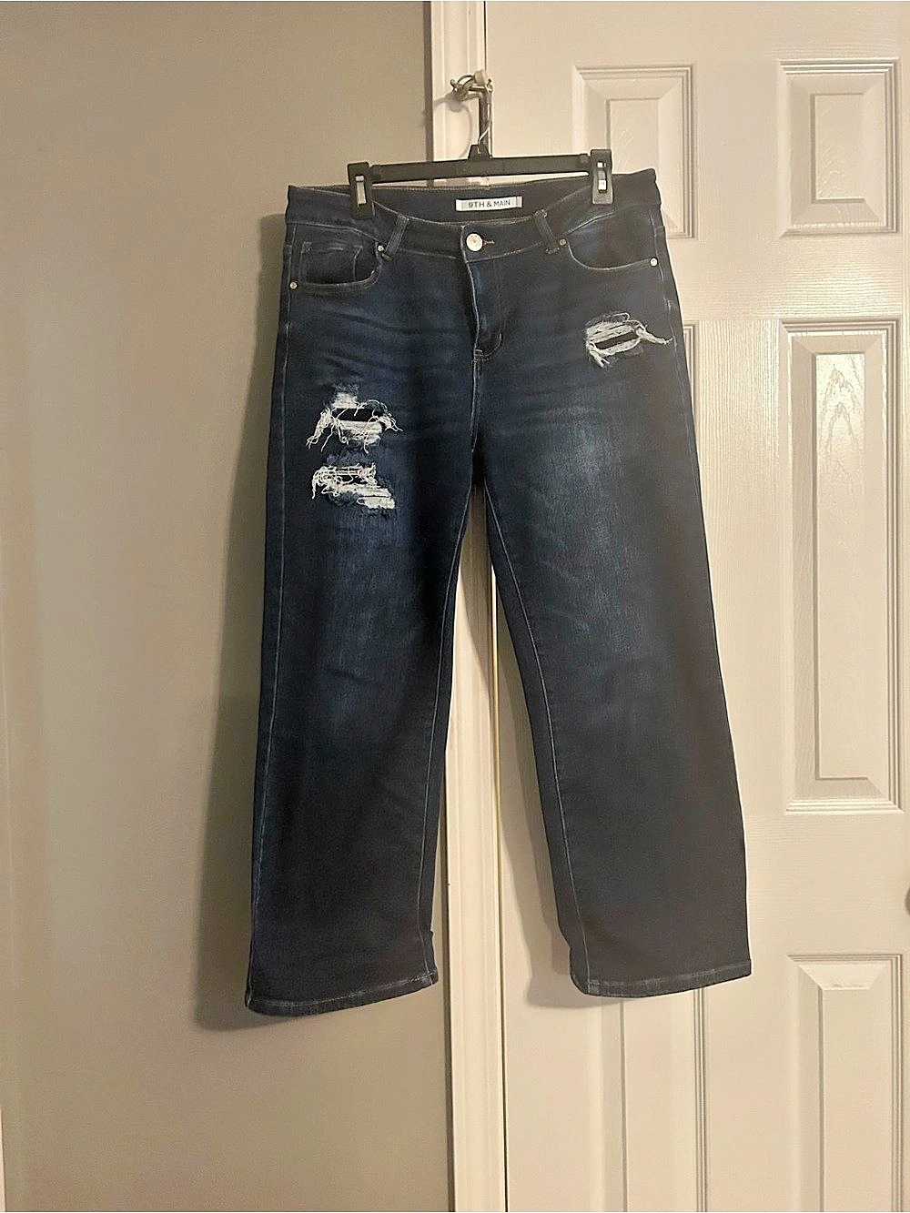 9TH & MAIN Distressed Bootcut Jeans in Blue Waist 12